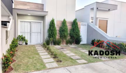 Imperdível! Casa para venda  no Condomínio Maggiore localizada no Bairro Sim em Feira de Santana