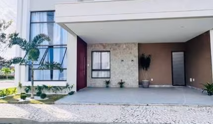 Casa reformada de esquina no condomínio Ônix Residence no bairro Sim em Feira de Santana
