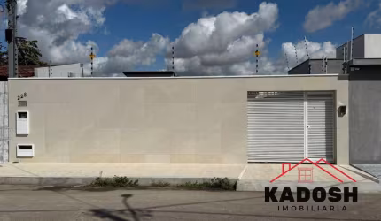 Casa para locação em Feira de Santana-BA, casa próxima ao shopping avenida  , bairro Sim! 2 quartos, 1 sala, 1 banheiro, 200 m² de área!