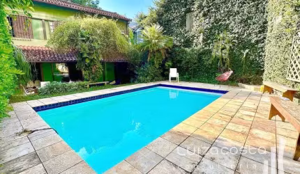 Casa de 296 metros quadrados no bairro Gávea com 3 quartos