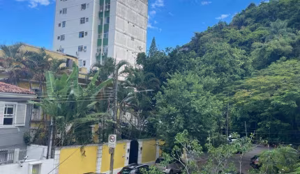 Casa super bem localizada na Gávea!
