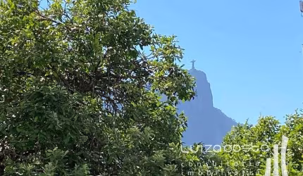 Excelente prédio e apto no Baixo Gávea