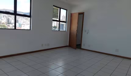 Sala comercial com 1 sala para alugar na Marqueza de Alorna, 11, Serra, Belo Horizonte por R$ 700