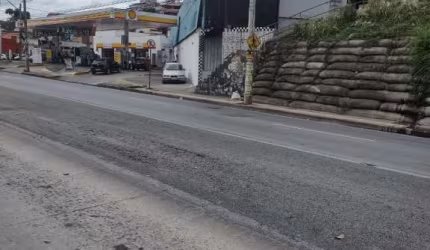 Ponto comercial para alugar na Avenida Vilarinho, 1130, Venda Nova, Belo Horizonte por R$ 2.500