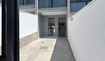 Casa com 2 quartos à venda na Rua Heitor Guimarães, 55, São João Batista, Belo Horizonte por R$ 399.000