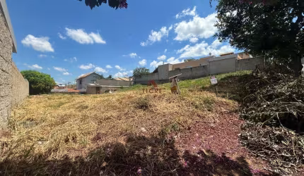 Terreno em condomínio fechado à venda na Alameda Pinheiros, 30, Rosa Dos Ventos, Vespasiano por R$ 430.000