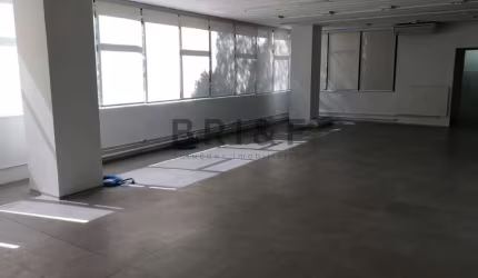 CONJUNTO COMERCIAL PARA VENDA OU LOCAÇÃO NO BROOKLIN, PRÓXIMO A BERRINI COM 147M²