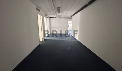 CONJUNTO COMERCIAL PARA LOCAÇÃO 140M²   6  VAGAS NA REGIÃO DA BERRINI