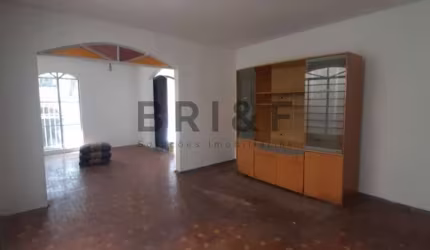 CASA PARA VENDA E LOCAÇÃO COM 150M², 3  DORMITÓRIOS E 2 VAGAS NO BROOKLIN