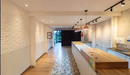 Loja de 83 m2 em excelente ponto comercial na melhor localização da Vila Olímpia