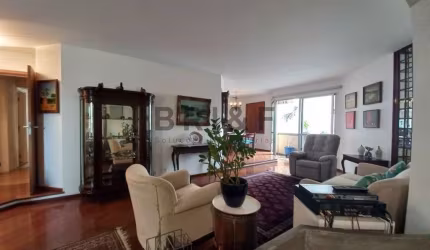 Apartamento à venda/locação, 156m², 3 quartos sendo 1 suíte, 1 vaga de garagem. Brooklin.