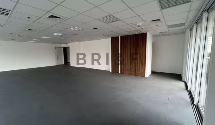 SALA COMERCIAL DUPLEX PARA LOCAÇÃO COM 353M², 10 VAGAS DE GARAGEM NO BROOKLIN, REGIÃO DA BERRINI