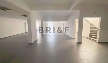 SOBRADO COMERCIAL PARA ALUGAR COM 500M², 2 SALÕES E 15 VAGAS NA CHÁCARA SANTO ANTÔNIO
