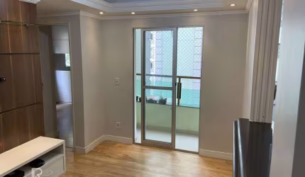 'Oportunidade Única de Investimento: Apartamento com 2 Dormitórios e sacada próximo do Shopping Aricanduva!'
