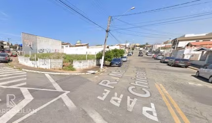 'Oportunidade Única: Terreno de Esquina com 700m² na Vila Nova Aclimação, Atibaia!'