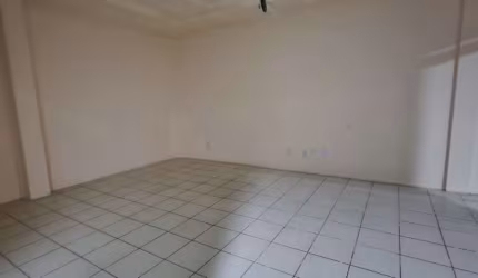 Sala - 35 m² - Largo da Fonte Nova - 1 Vaga de Garagem Rotativa