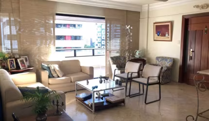 4 Suítes - 174 m² - Varanda - Quarto de Serviço - 3 Vagas de Garagem