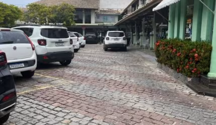 Loja Comercial em Vilas - 40 m² - Estacionamento