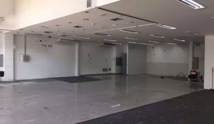 Loja - 462,90 m² - 4 Vagas de Garagem