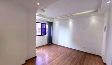 Sala - 25 m² - Recepção - 1 Vaga de Garagem