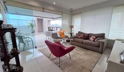 3 Suítes - 178 m² - Varanda - Lavabo - Piscina - Quarto de Serviço - 4 Vagas de Garagem