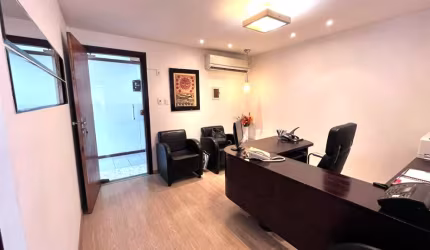 Sala Comercial - 54 m² - 2 Vagas de Garagem
