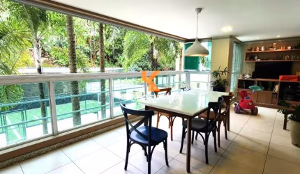 3 Quartos - 143 m² - Varanda Gourmet - Quarto de Serviço - 3 Vagas de Garagem