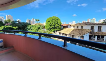 Studio - Suíte - 35 m² - Varanda - Mobiliado - Armários - 1 Vaga de Garagem