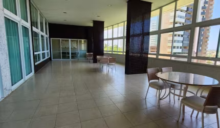4 Suítes - 207 m² - Nascente - Varanda - Vista Mar - Armários - 3 Vagas de Garagem - Depósito