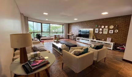 Apartamento à Venda no Horto Florestal em Salvador-BA: 4 Quartos, 2 Suítes, 2 Salas, 5 Banheiros, 3 Vagas, 203,47m²