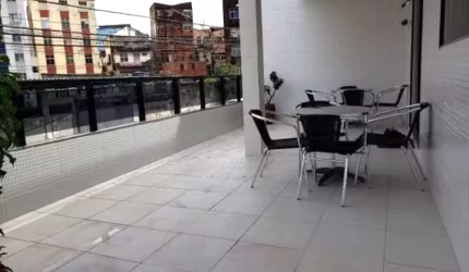 5 Quartos - 4 Suítes - 521 m² - 2 Varandas - Área de Serviço - 2 Vagas de Garagem