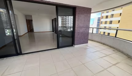 4 Suítes - 175 m² - Varanda - Quarto de Serviço - 4 Vagas de Garagem - 1 Depósito