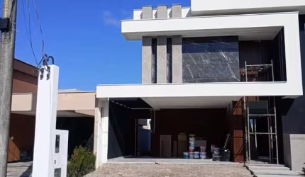 4 Quartos - 3 Suítes - Closet - 212,56 m² - Varanda - 2 Vagas de Garagem