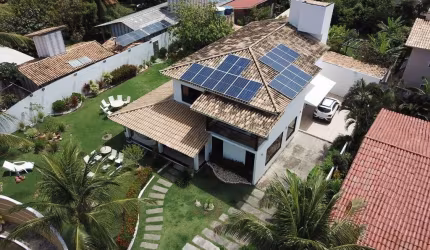 4 Quartos - 3 Suítes - 270 m² de Construida - 800 m² de Terreno - Quarto de Serviço