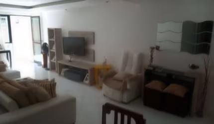 APARTAMENTO TIPO CASA COM 3 QUARTOS