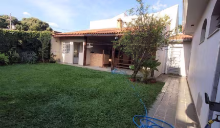 Casa com 3 dormitórios à venda, 216 m² por R$ 1.050.000,00 - Centro - Indaiatuba/SP