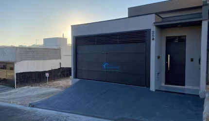 Casa com acabamento fino no Bairro Monte Carlo