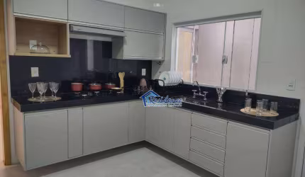 Casa com 3 dormitórios à venda, 114 m² por R$ 760.000 - Vila Furlan - Indaiatuba/SP