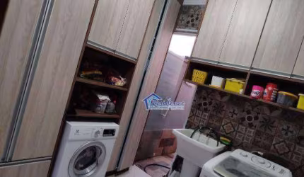 Ótima casa à venda, próxima ao Shoping Pollo, Escolas,  padarias e supermercados.