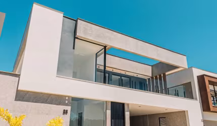 Casa com 4 suítes com piscina no condomínio Aeroville