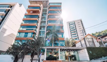 Apartamento alto padrão no Bom Pastor com 3 suítes e varanda gourmet