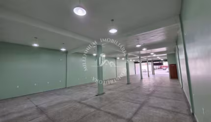 Galpão Comercial com 350 m², Excelente Ponto Comercial, em frente ao Sup. Nova Era, Manaus AM.