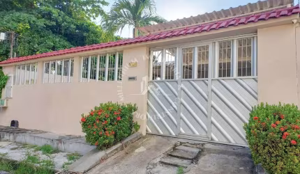 Casa no Dom Pedro, Prox. A Polícia Federal, 03 quartos sendo 0 suítes, com 250M² Casa Padrão