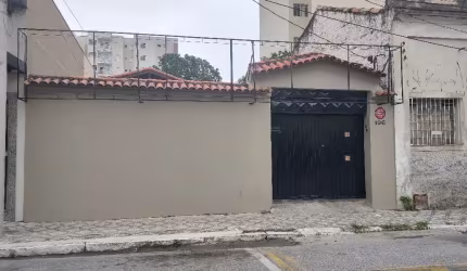 Vendo casa térrea centro