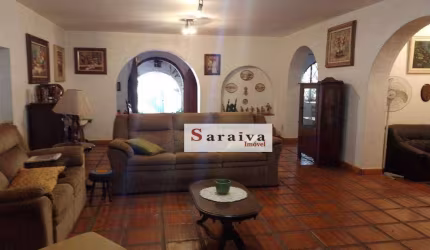 Casa com 4 dormitórios à venda por R$ 1.600.000,00 - Centro - Itapuí/SP