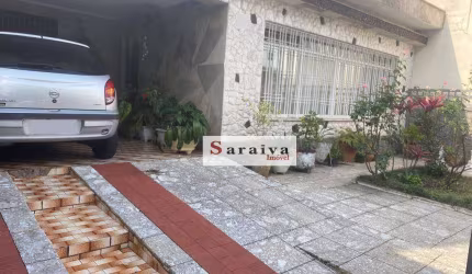Casa com 3 dormitórios à venda, 226 m² por R$ 880.000,00 - Jardim Hollywood - São Bernardo do Campo/SP