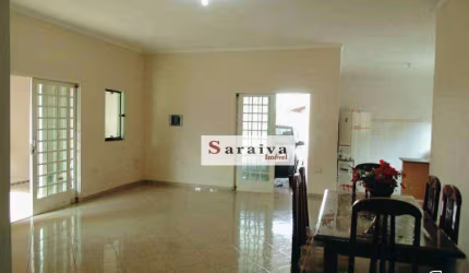 Casa com 4 dormitórios à venda, 210 m² por R$ 450.000,00 - Girassol 01 - Itapuí/SP
