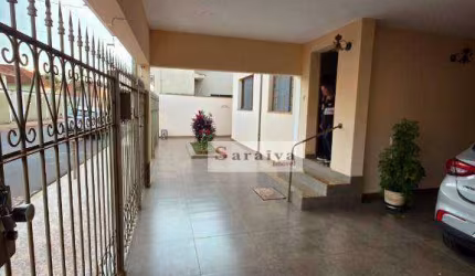 Casa com 3 dormitórios à venda, 161 m² por R$ 398.000,00 - Centro - Itapuí/SP