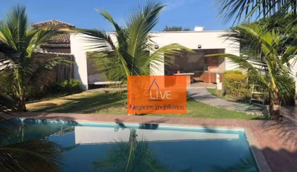 LIVE VENDE: Excelente casa em condomínio com 4 quartos, 3 suítes em Maricá