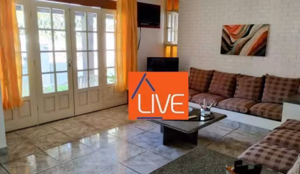 LIVE vende: Ótima Casa com 4 quartos, suite e closet, com 160 m² por R$ 1.200.000 - São Francisco - Niterói/RJ